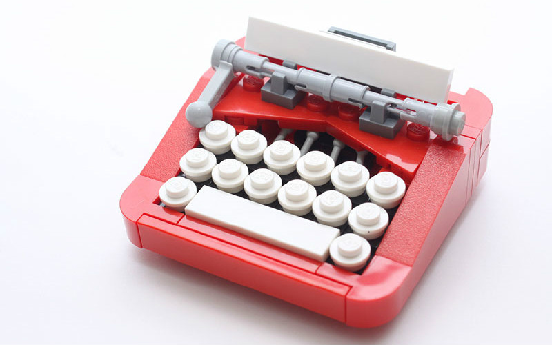 LEGO Typewriter: MOC of the Week!