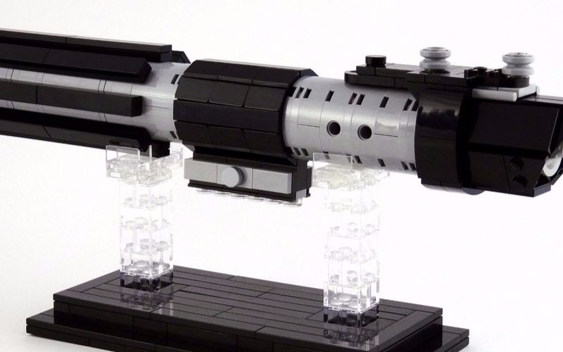 LEGO lightsabers – Incredible detail